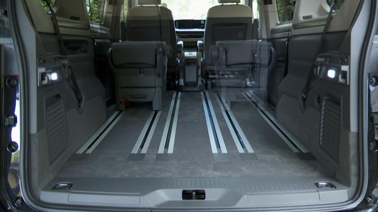 Volkswagen MULTIVAN DIESEL ESTATE 2.0 TDI Life 5dr LWB DSG